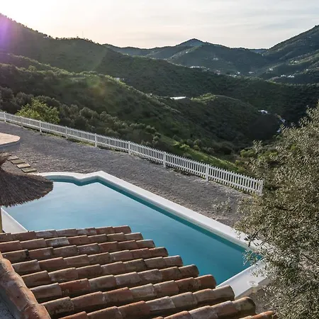Aslaurey Villa Arenas (Malaga)